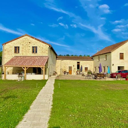 Готель Loire Escapes Berrie Екстер'єр фото