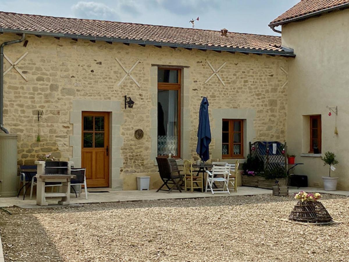 Готель Loire Escapes Berrie Екстер'єр фото