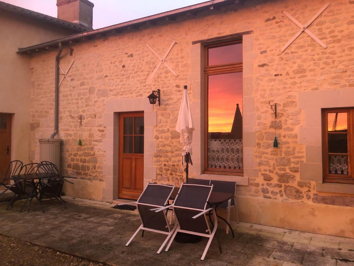 Готель Loire Escapes Berrie Екстер'єр фото